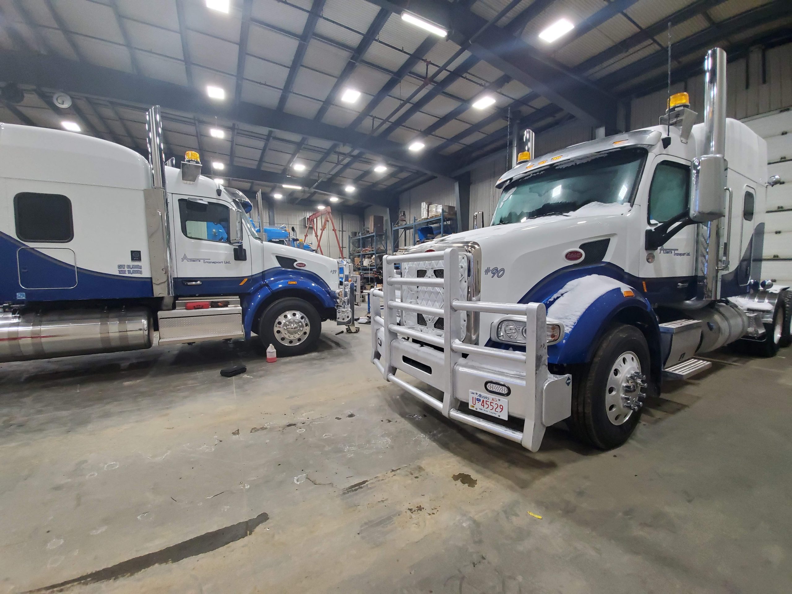 Commercial Truck & Fluid Handling Services Allen's Transport Ltd.